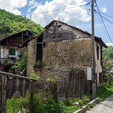 Село Пирин, Стари Къщи, Област Благоевград