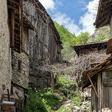 Село Пирин, Стари Къщи, Област Благоевград