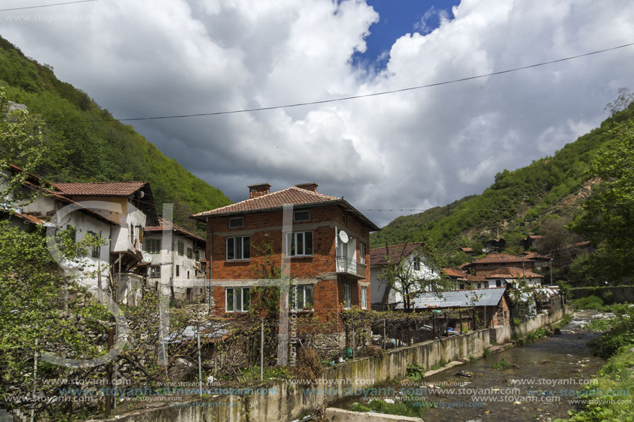 Село Пирин, Река Пиринска Бистрица, Област Благоевград