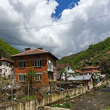 Село Пирин, Река Пиринска Бистрица, Област Благоевград