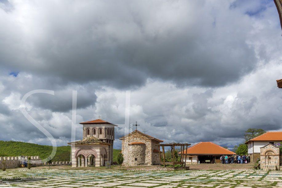 Църногорският манастир, (Гигински манастир), (Черногорски манастир)  Свети Безсребреници Козма и Дамян, Област Перник