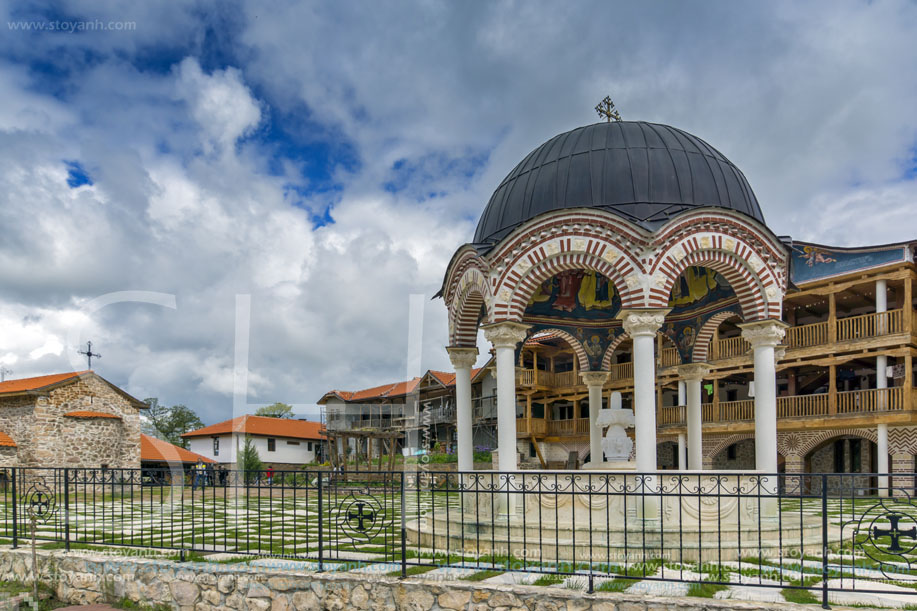 Църногорският манастир, (Гигински манастир), (Черногорски манастир)  Свети Безсребреници Козма и Дамян, Област Перник