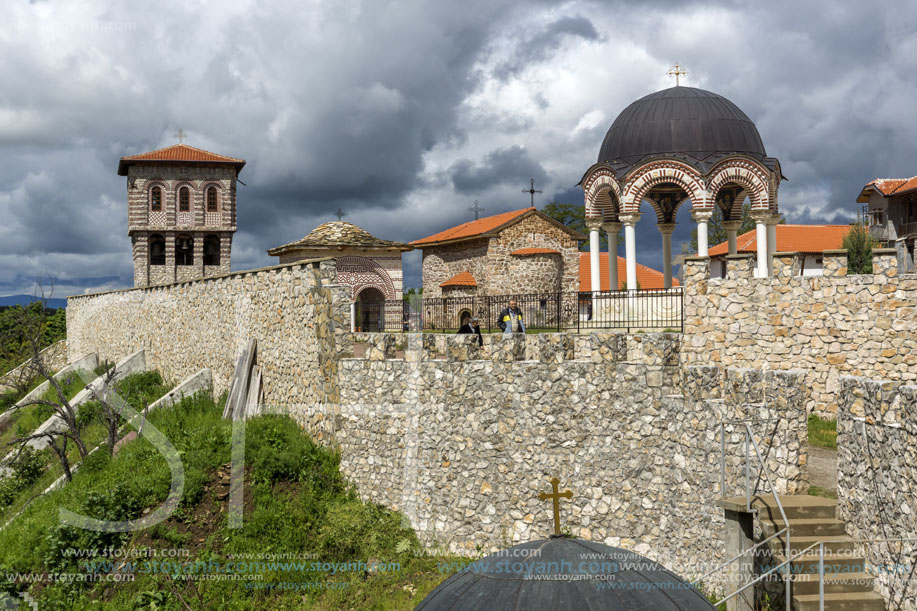 Църногорският манастир, (Гигински манастир), (Черногорски манастир)  Свети Безсребреници Козма и Дамян, Област Перник