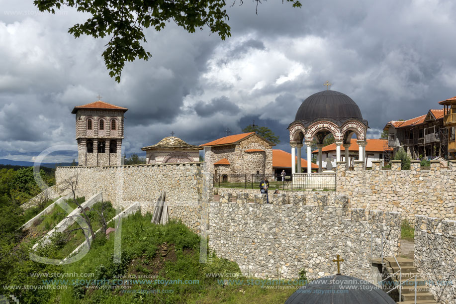 Църногорският манастир, (Гигински манастир), (Черногорски манастир)  Свети Безсребреници Козма и Дамян, Област Перник