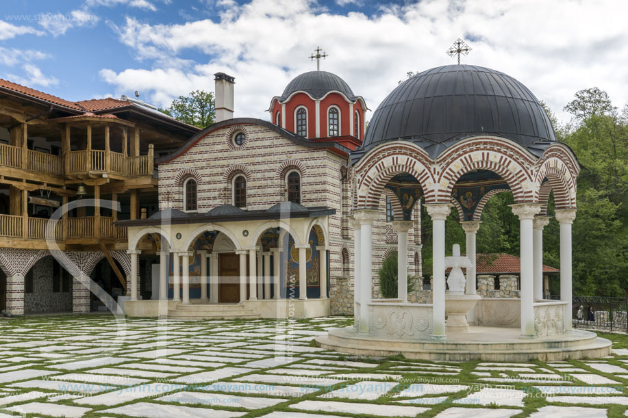 Църногорският манастир, (Гигински манастир), (Черногорски манастир)  Свети Безсребреници Козма и Дамян, Област Перник