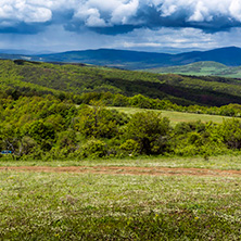 Планина Черна гора, (Църна гора), Област Перник