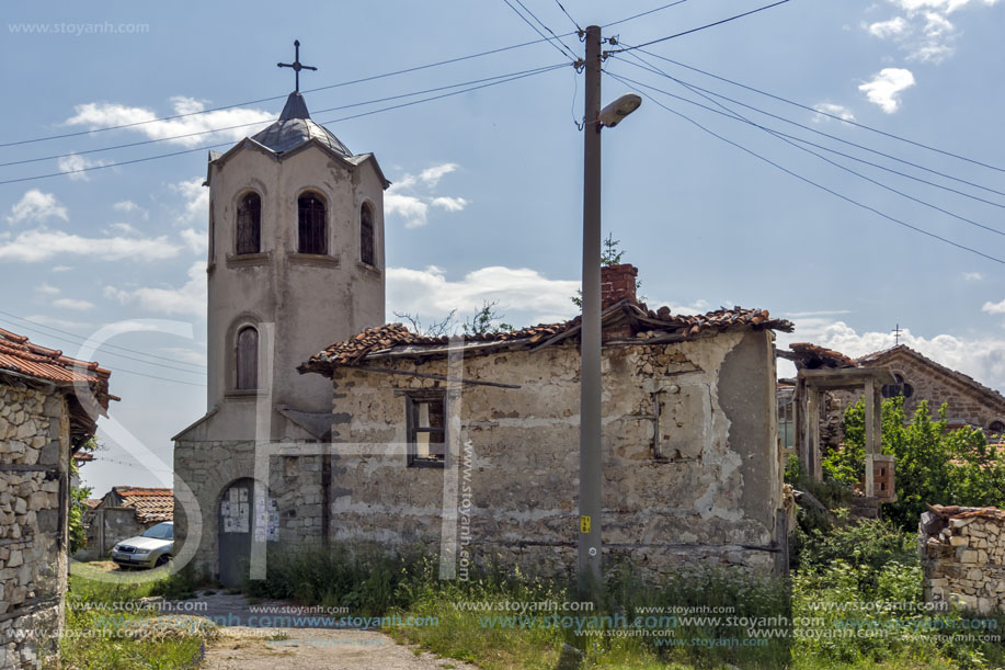 Село Добростан, Църква Света Богородица, Област Пловдив