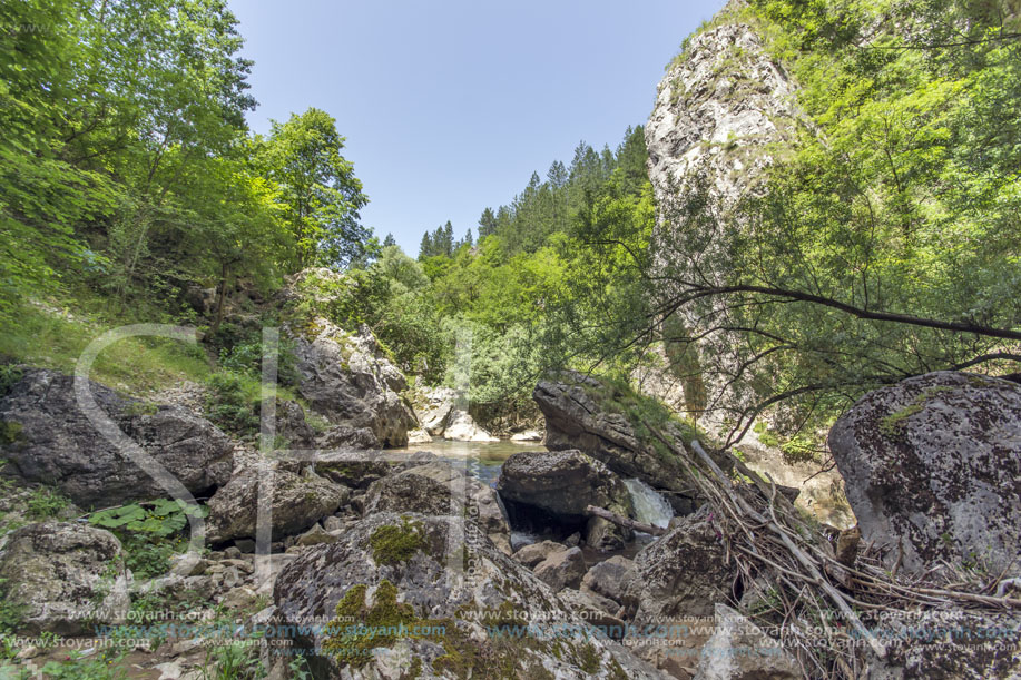 Ждрело на река Ерма, Област Перник