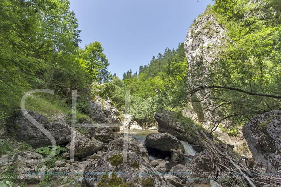 Ждрело на река Ерма, Област Перник