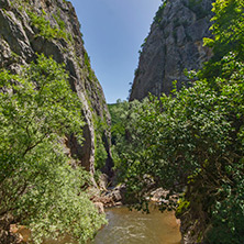 Ждрело на река Ерма, Област Перник - Снимки от България, Курорти, Туристически Дестинации