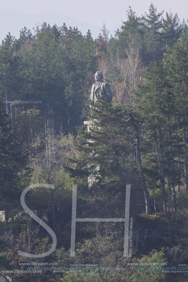 Паметник на Георги Димитров, Язовир Копринка, Област Стара Загора