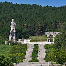 Калофер, Паметник На Христо Ботев, Област Пловдив